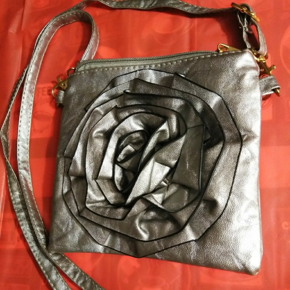Shoulder bag